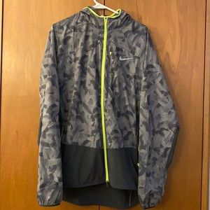 Nike men xl windbreaker running  jacket